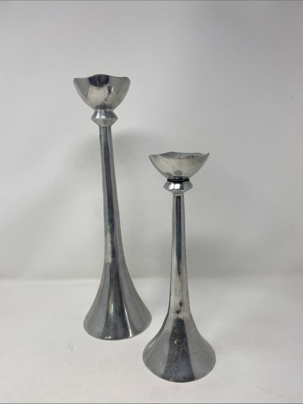 Lunares San Francisco Silver Metal Candle Holders